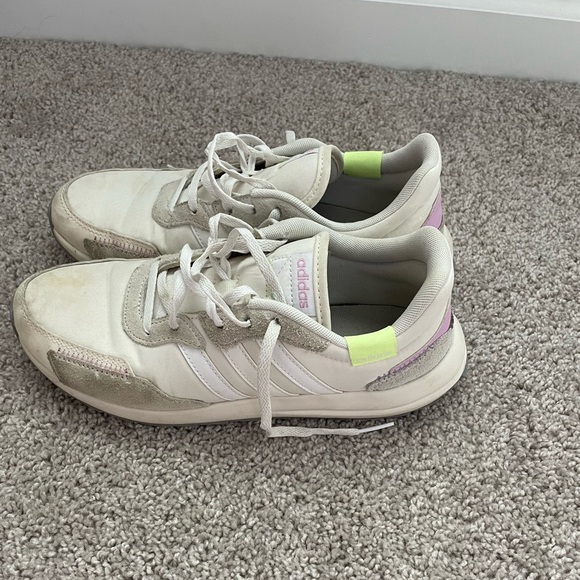 Women’s Adidas Shoes - Picture 6 of 8